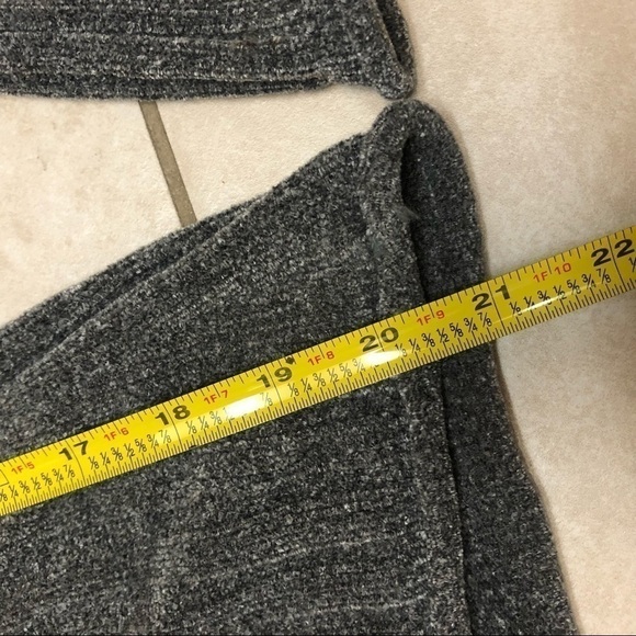 Gray Wide Neck Cowell Sweater, Long Sleeves, Size Medium - Picture 4 of 7